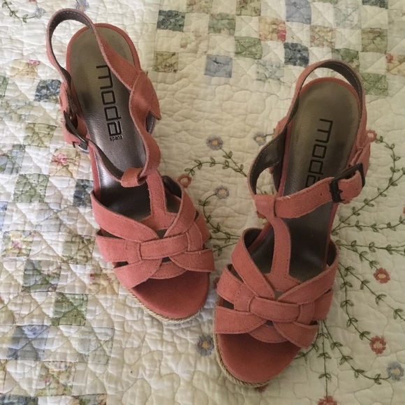 Moda peach suede leather platform wedge sandals - Picture 4 of 10